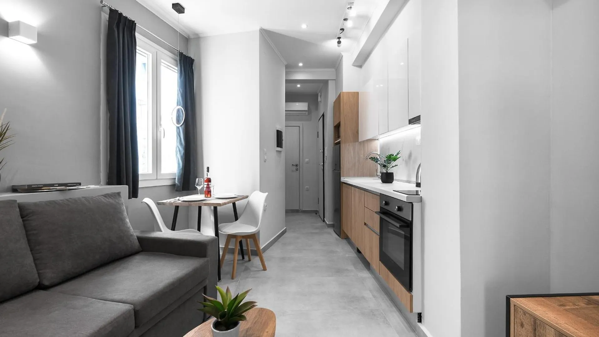 Upper Floor, The Luxury Suites Θεσσαλονίκη